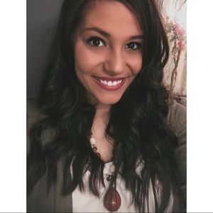 Meet your Posher, Destiny